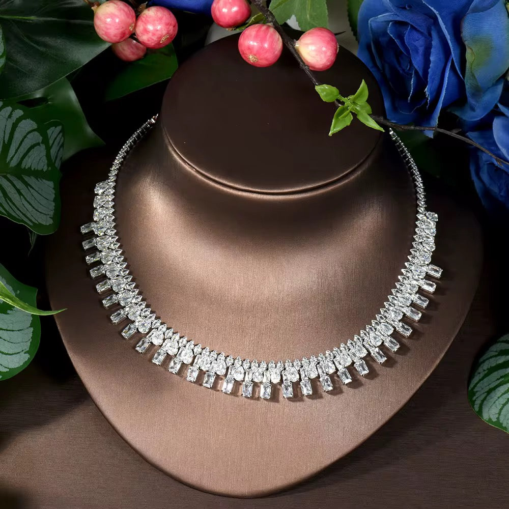 Luxury Zircon Jewelry Set with Diamond-Like Sparkle – White Gold Plated