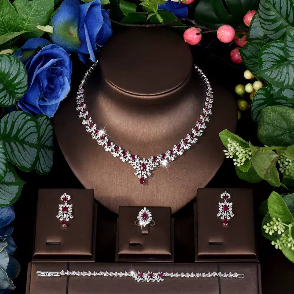 طقم زركون فاخر مطلي بالذهب – تألق ببريق يشبه الماس