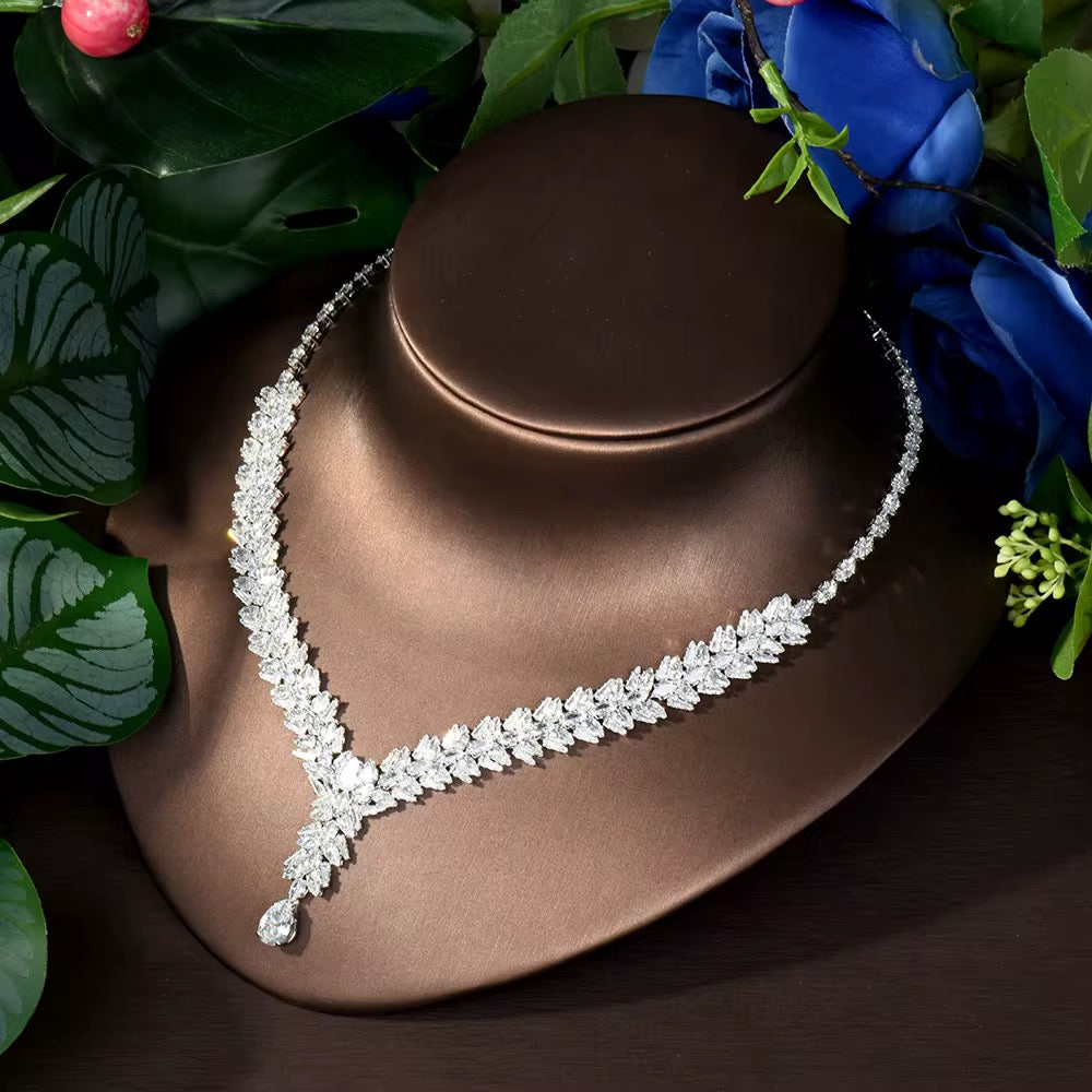 بريق فاخر مطلي بالذهب - طقم من الزركون يكمل أناقتكِ