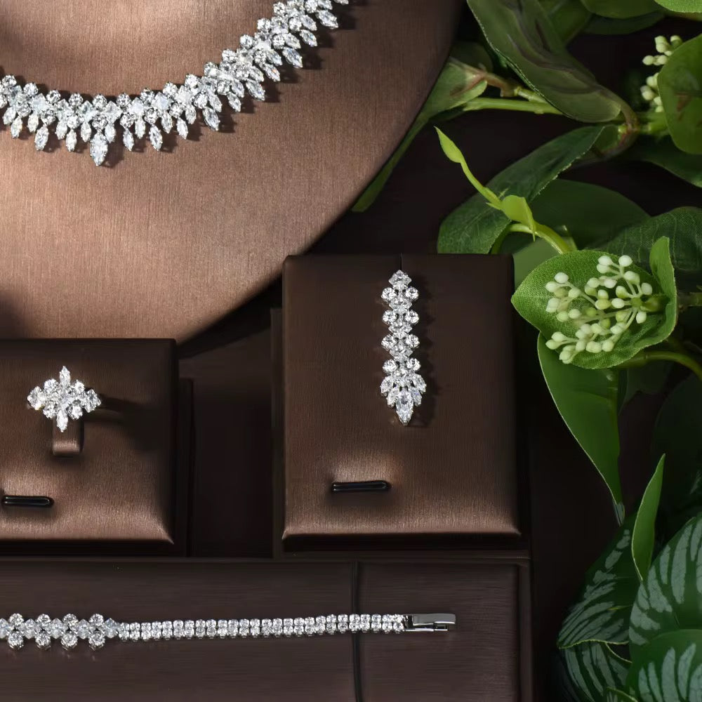 طقم مجوهرات فاخر مطلي بالذهب الأبيض - آمن للبشرة الحساسة