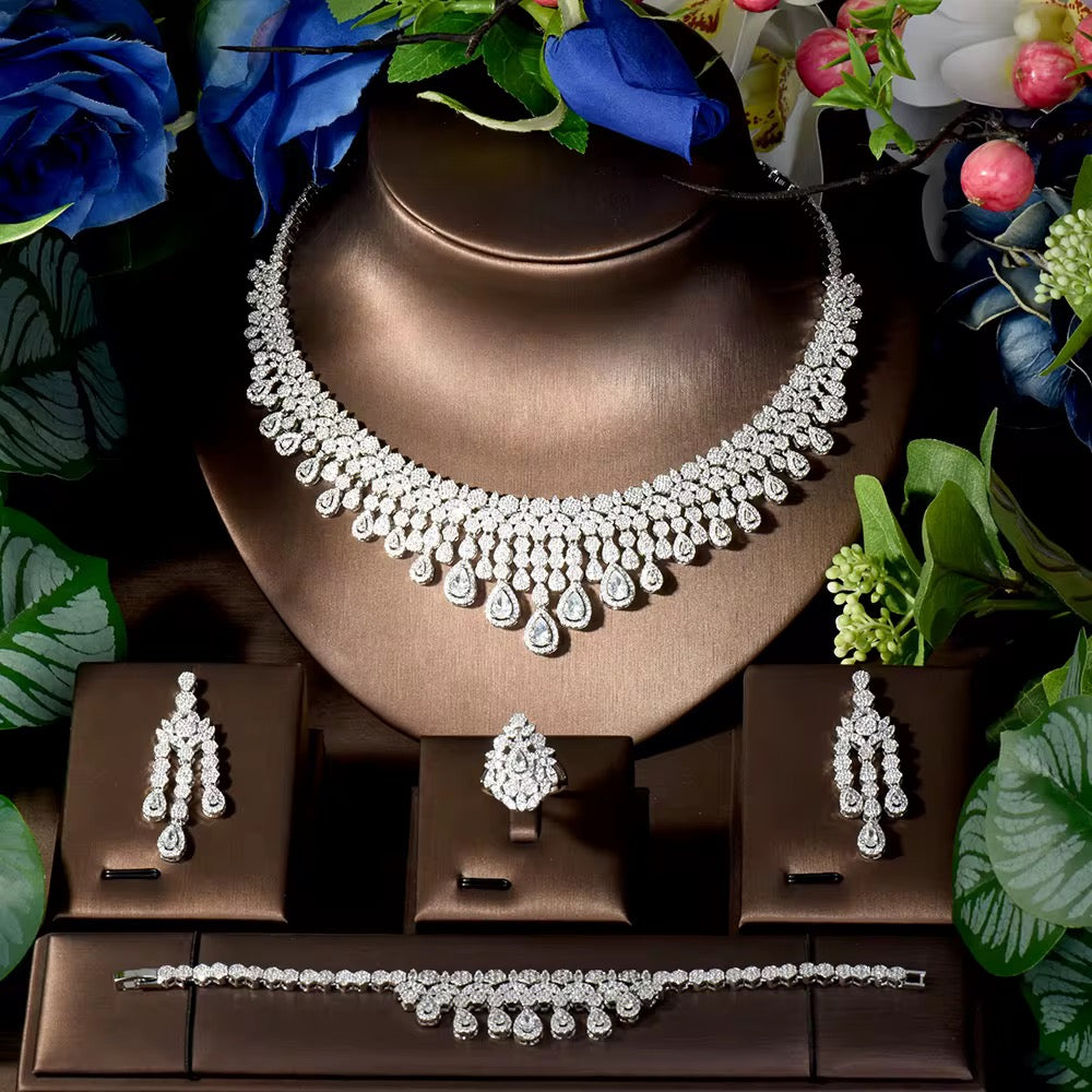 طقم زريكون فاخر مطلي بالذهب الأبيض – آمن للبشرة الحساسة