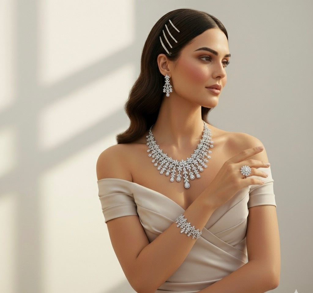 طقم زريكون راقٍ مطلي بالذهب الأبيض – أناقة تُحاكي الألماس