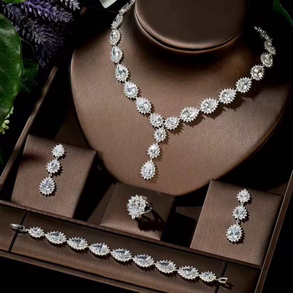 مجوهرات زركون فاخرة، دقة ألماس، مطلي بالفضة عالية الجودة وخالي من التحسس.