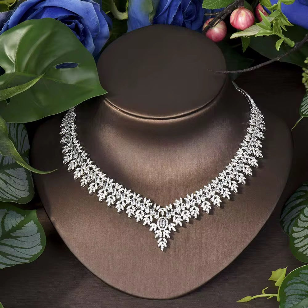 مجوهرات زركون فاخرة، دقة ألماس، مطلي بالفضة عالية الجودة وخالي من التحسس.