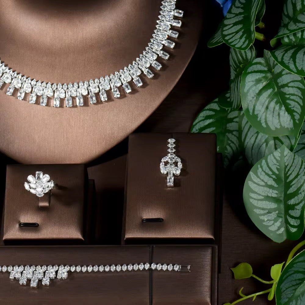 طقم مجوهرات فاخر من الزركون ببريق يشبه الألماس - مطلي بالذهب الأبيض