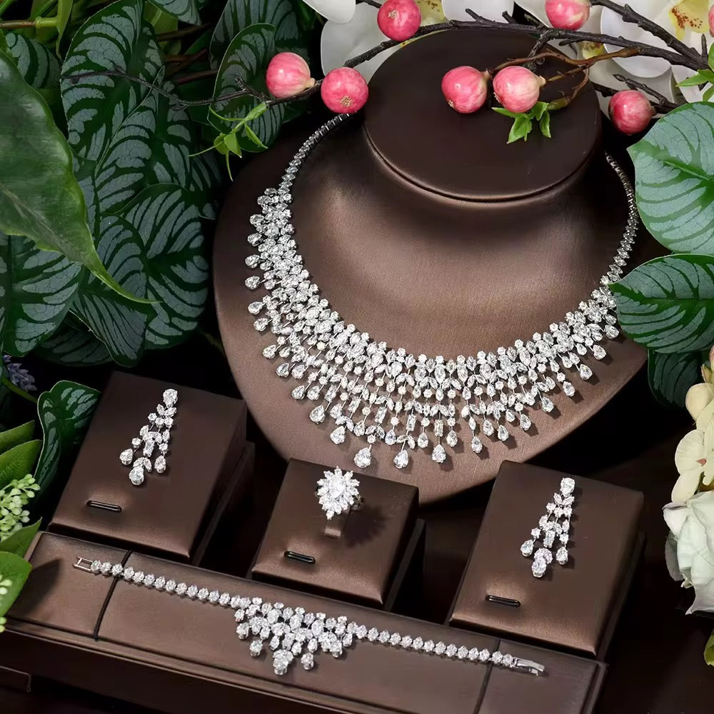 طقم مجوهرات زركون فاخر ببريق يشبه الألماس - مطلي بالذهب الأبيض، مضاد للحساسية