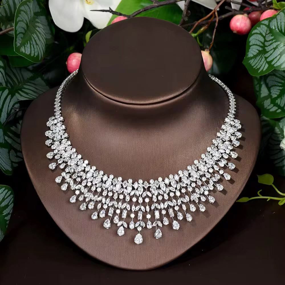 طقم مجوهرات زركون فاخر ببريق يشبه الألماس - مطلي بالذهب الأبيض، مضاد للحساسية