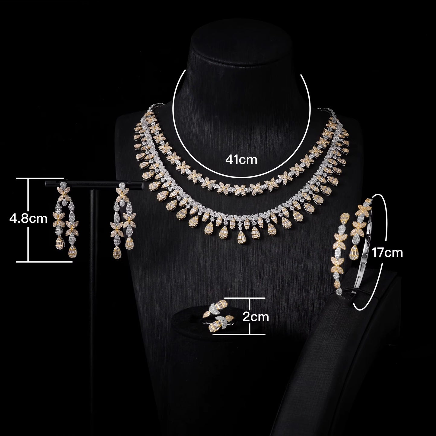 طقم زفاف فاخر من الزركونيا المضادة للحساسية | طقم زركونيا من 4 قطع مطلي بالروديوم والذهب (خالي من النيكل)