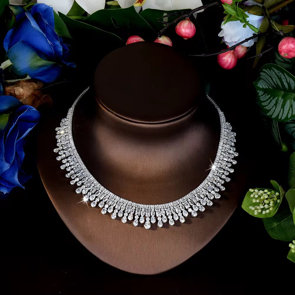 مجوهرات الزركونيا الفاخرة: دقة الألماس | مطلية بالروديوم والذهب الأبيض