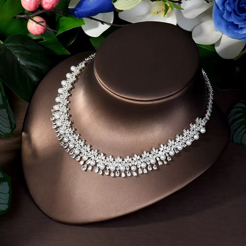 مجوهرات الزركونيا الفاخرة: دقة الماس | مطلية بالفضة عالية الجودة ومضادة للحساسية