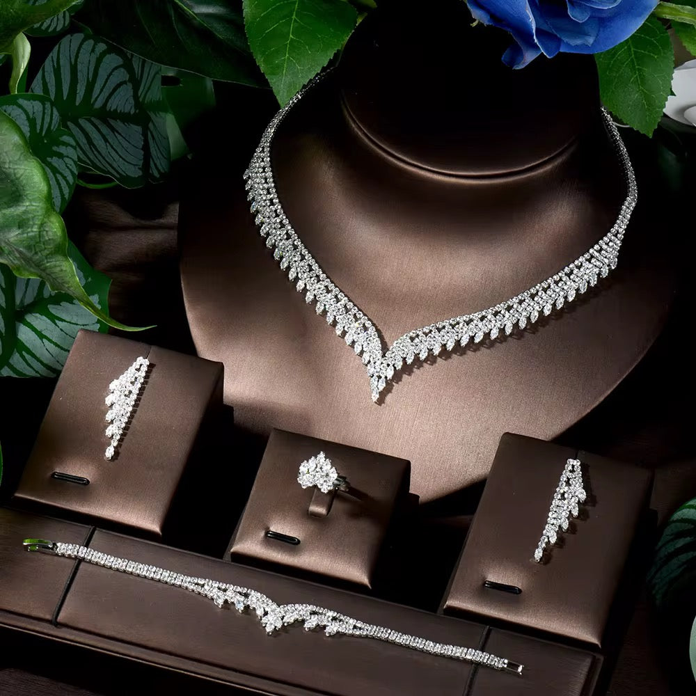 [Luxury Zirconia Jewelry: Diamond Precision, High-Quality Silver Plated]
