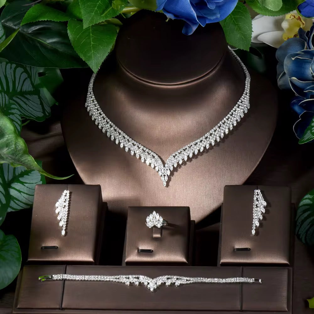 [Luxury Zirconia Jewelry: Diamond Precision, High-Quality Silver Plated]