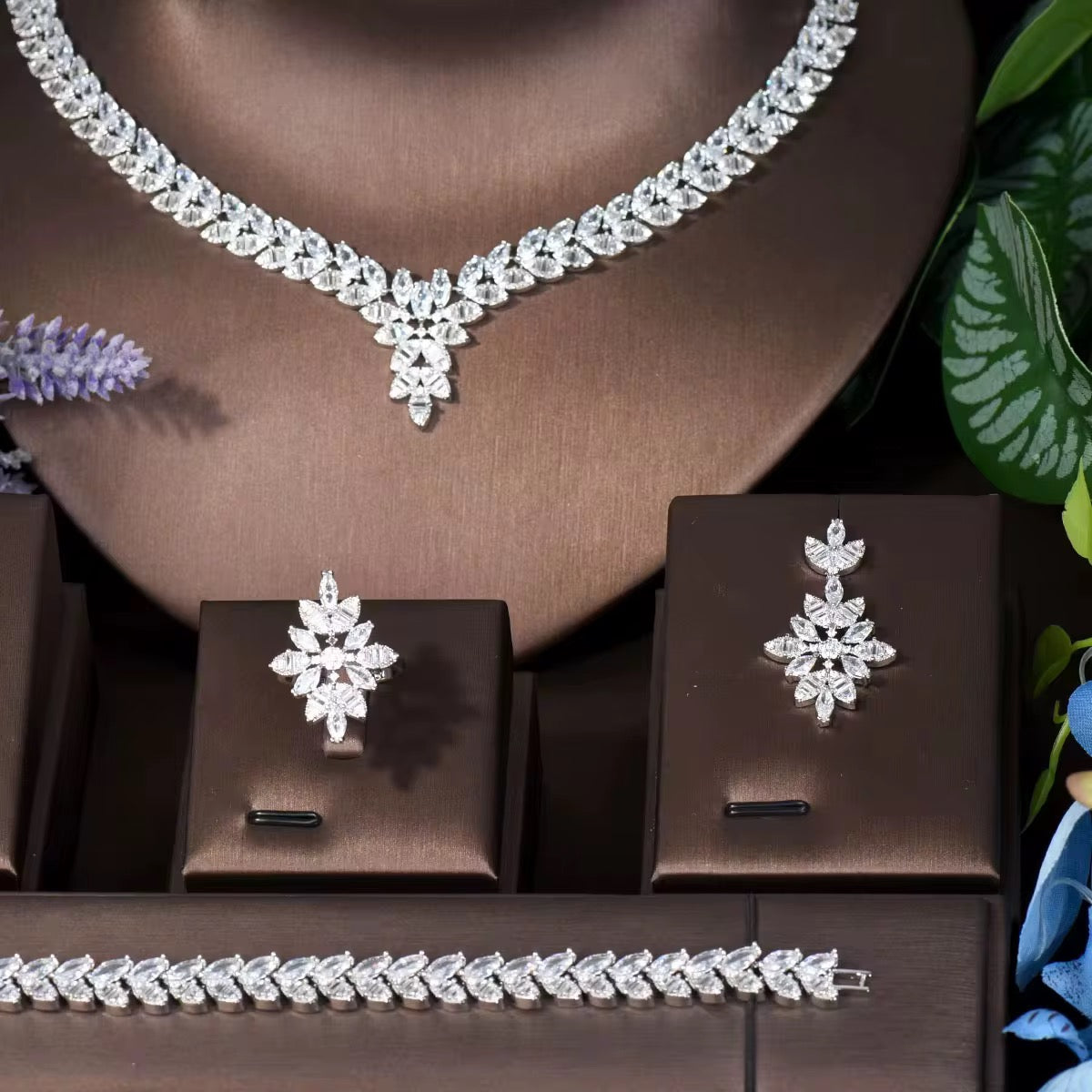 Luxury Zirconia Jewelry: Diamond Precision & Hypoallergenic Elegance