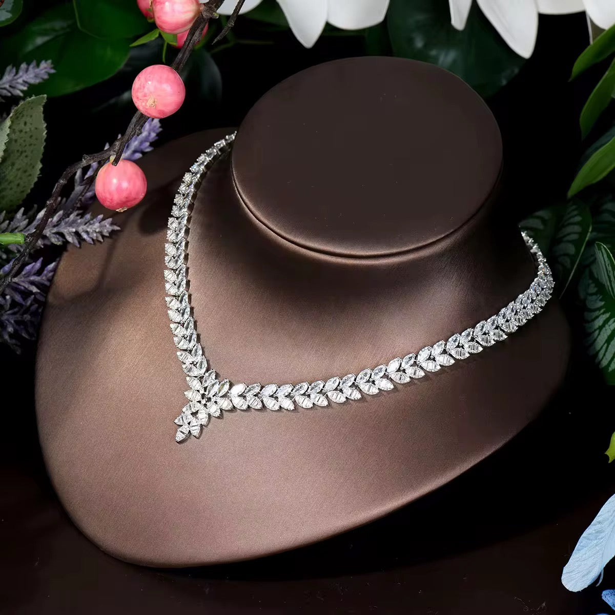 Luxury Zirconia Jewelry: Diamond Precision & Hypoallergenic Elegance