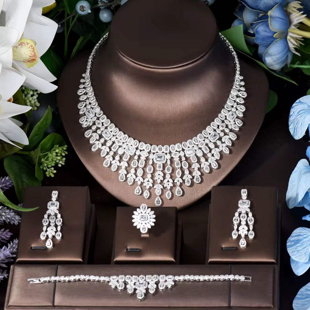 Luxury White Gold Plated Zircon Set – Diamond-Like Brilliance