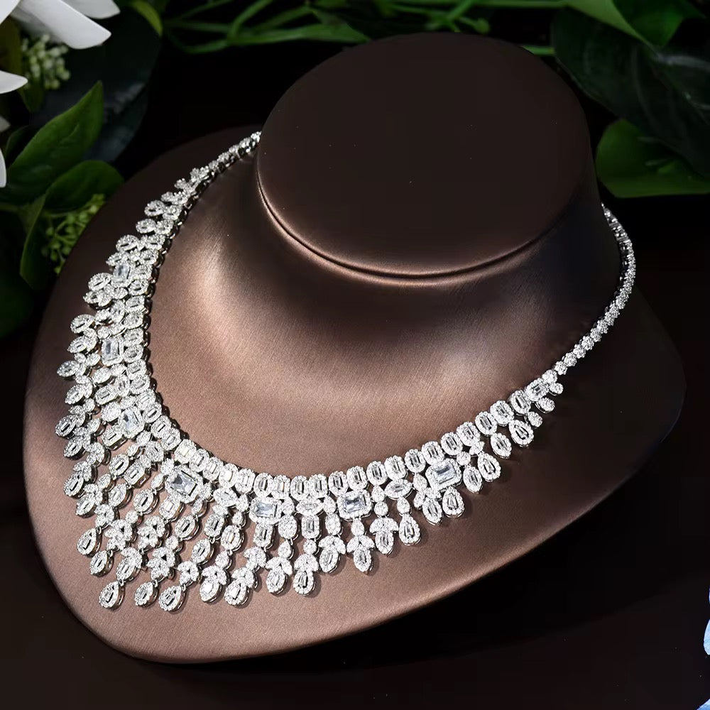 Luxury White Gold Plated Zircon Set – Diamond-Like Brilliance