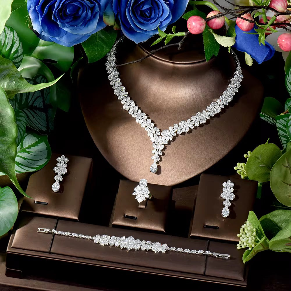 طقم زركون فاخر مطلي بالذهب – بريق يشبه الألماس