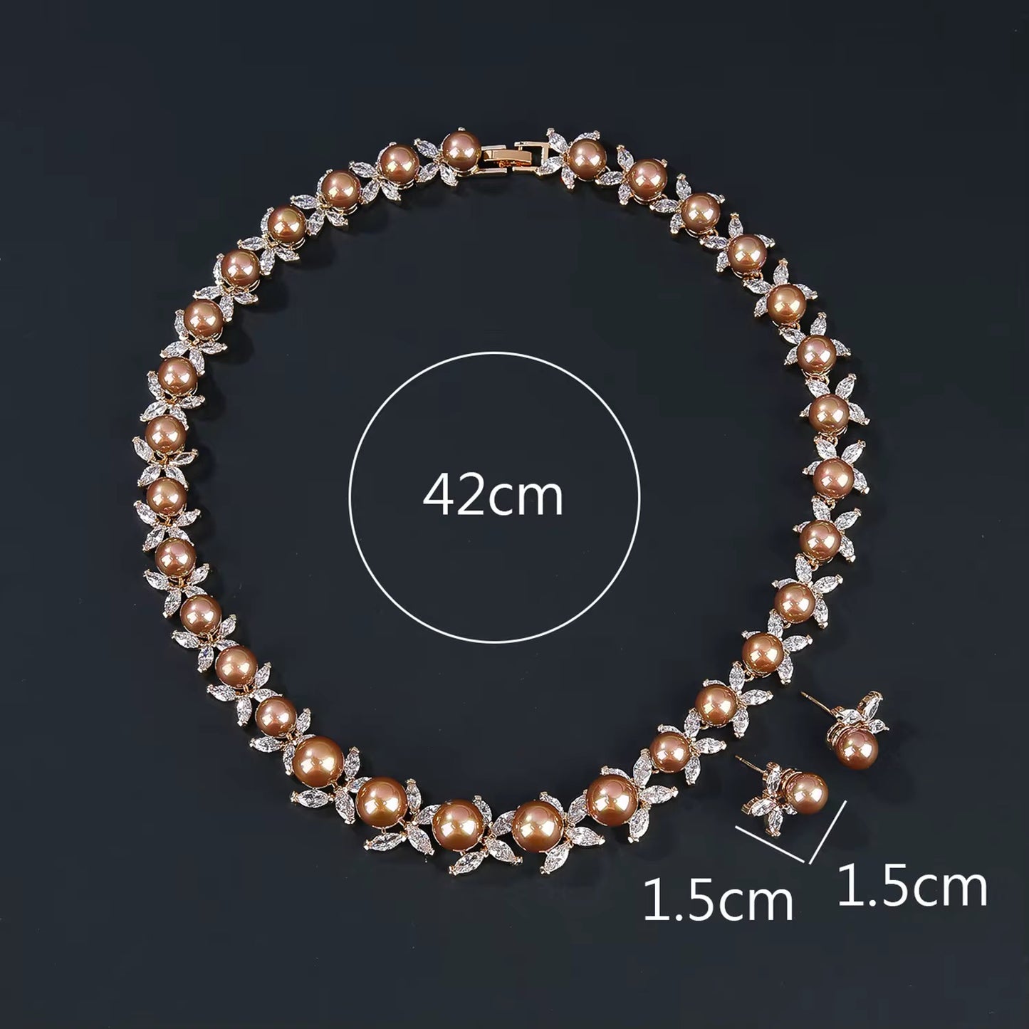 Pearl & Zircon Set with Diamond Brillian