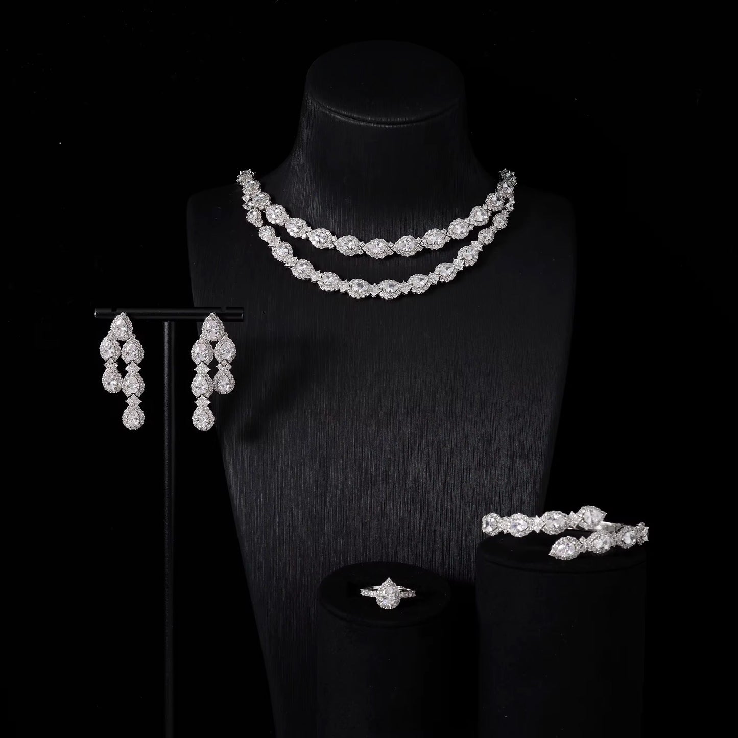 Luxury Rhodium Plated Zircon Set – Diamond-Like Brilliance