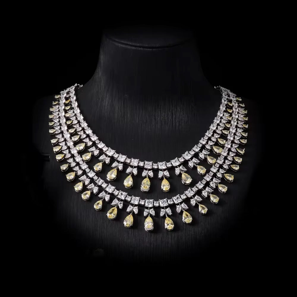 طقم زركون فاخر مطلي بالروديوم - بريق يشبه الألماس