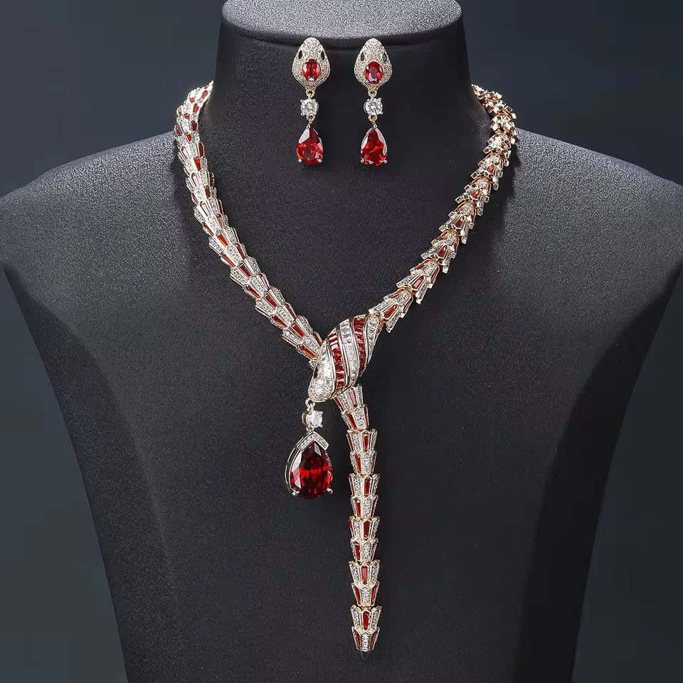 طقم مجوهرات فاخر من الزركون - بريق يشبه الألماس، مطلي بالذهب