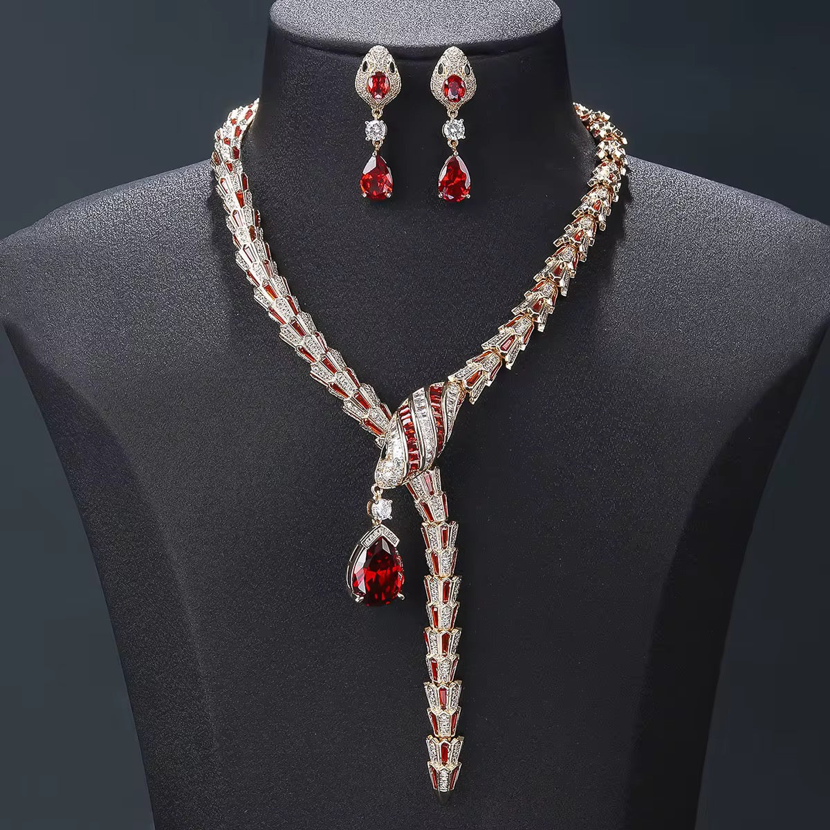 طقم مجوهرات فاخر من الزركون - بريق يشبه الألماس، مطلي بالذهب